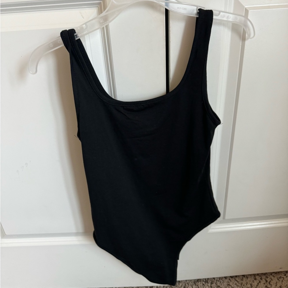 super cute lightweight bodysuit. very comfy